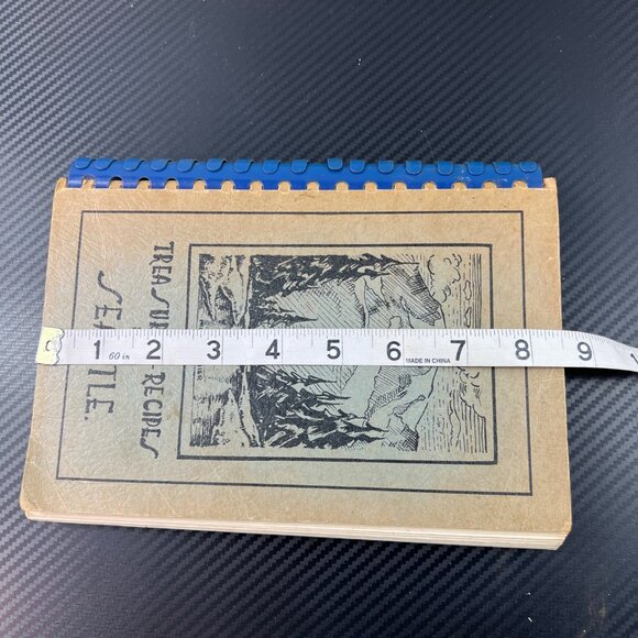 VTG Treasured Recipes From Seattle Spiral-Bound Cookbook Women’s University Club - Picture 13 of 14
